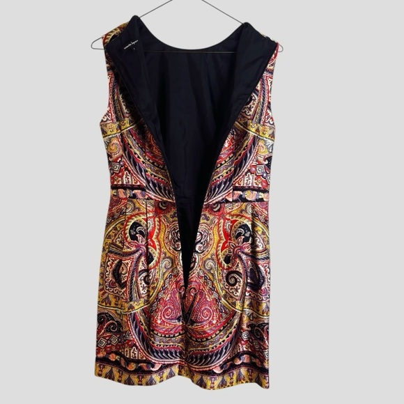 Nanette Lepore Silk Gotham Stakes Dress ASO Lucy Hale in Pretty Little Liars - Picture 6 of 10